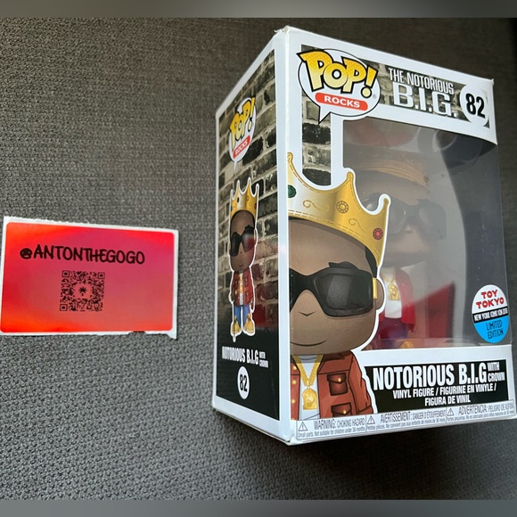 Funko | Toys | Funko Pop Notorious Big With Crown 77 Biggie Smalls ...